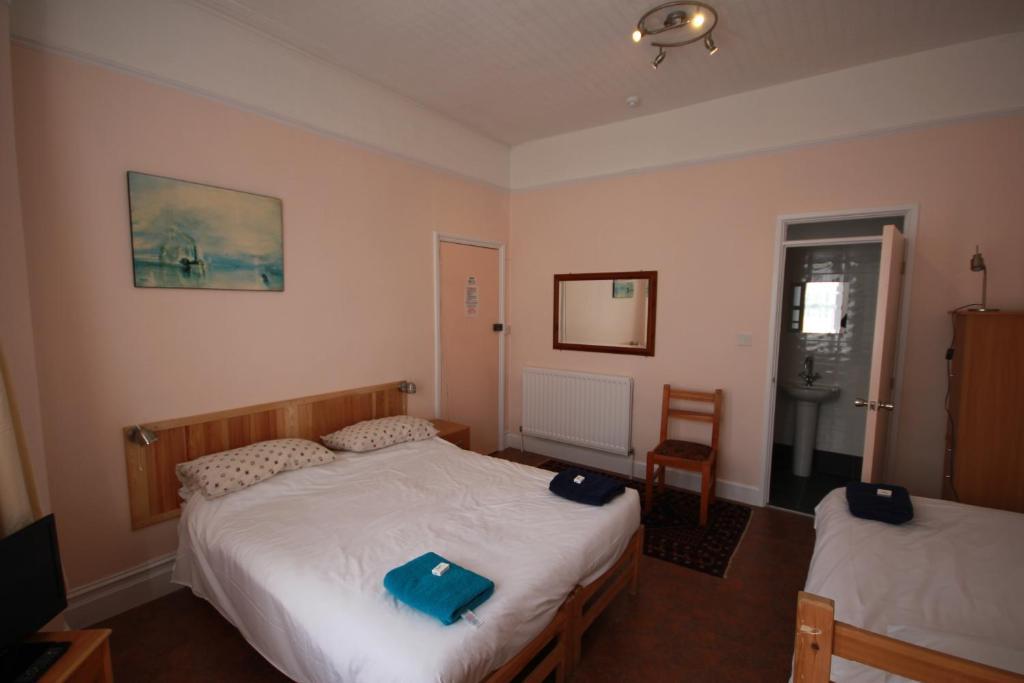 Dolphins Hotel บอร์นมัธ ห้อง รูปภาพ